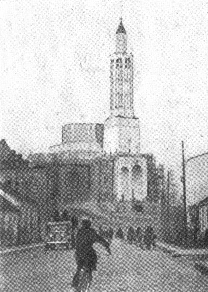 Białystok - Kościół św. Rocha od ul. Marszałka Piłsudskiego